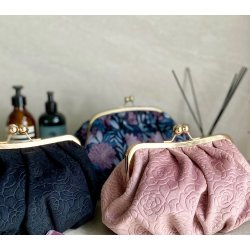 Emma Clutch med bjle, Velour m. camelliaprgning 