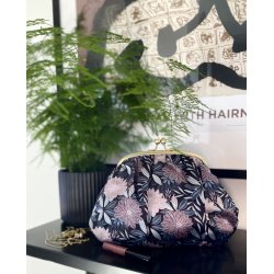 Hannah Cluth/Kosmetikpung, Creole Camellia